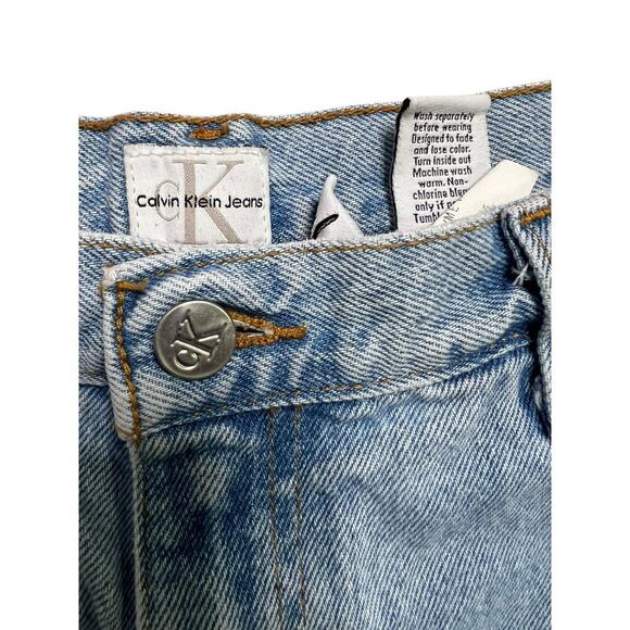 Vintage 90s Calvin Klein Women’s Custom Cut Off Raw Hem Denim‎ Shorts - 15 / 16 - Picture 6 of 8